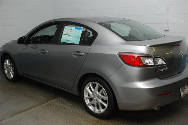Mazda 3 2012 photo 2