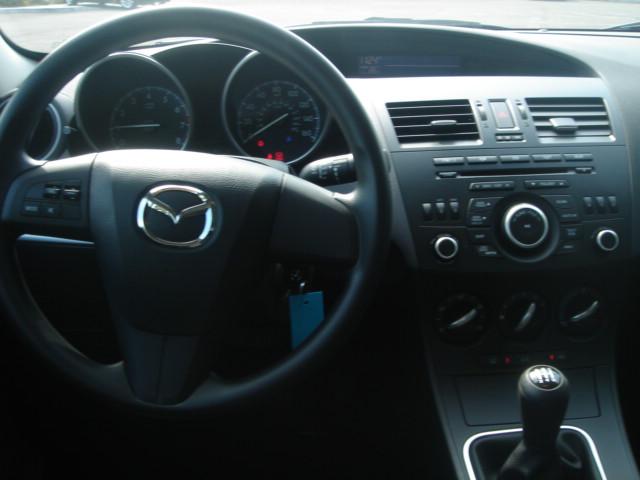 Mazda 3 2012 photo 1