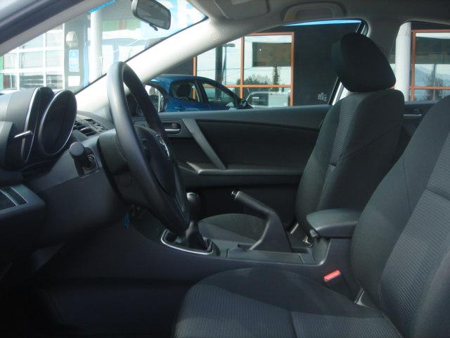 Mazda 3 2012 photo 2