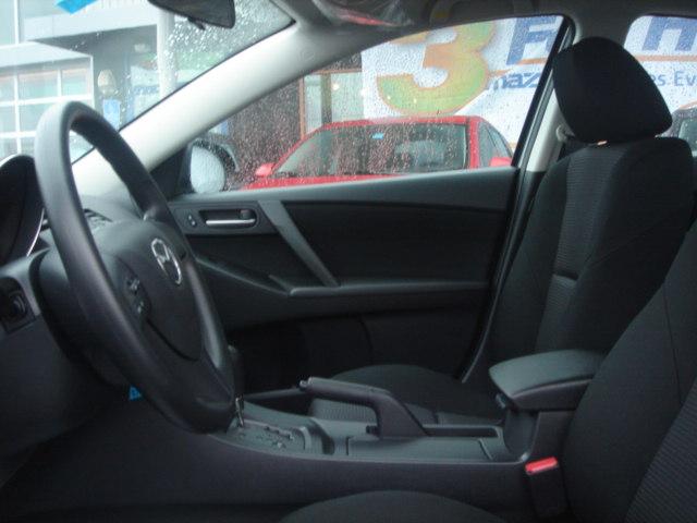 Mazda 3 2012 photo 2
