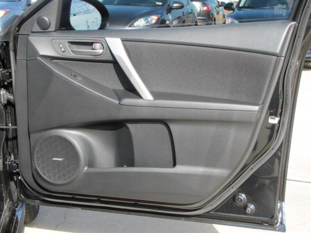 Mazda 3 2012 photo 3