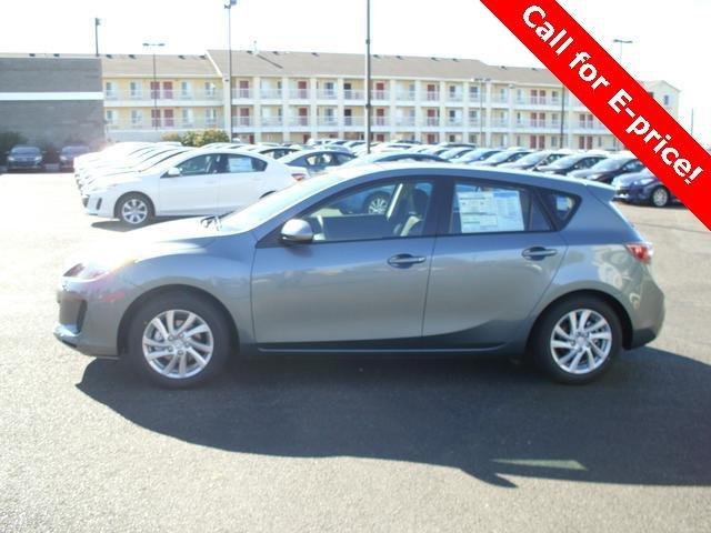 Mazda 3 2012 photo 2