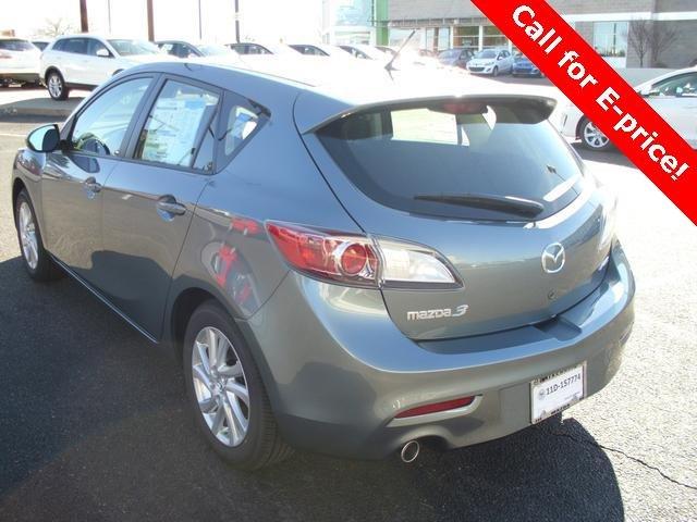 Mazda 3 2012 photo 3