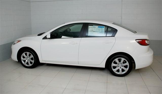 Mazda 3 2012 photo 2
