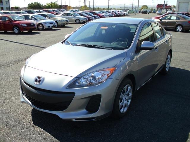 Mazda 3 2012 photo 2