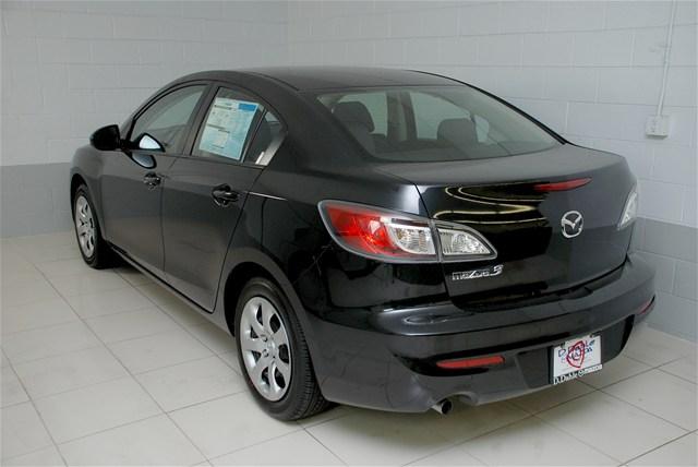 Mazda 3 2012 photo 3