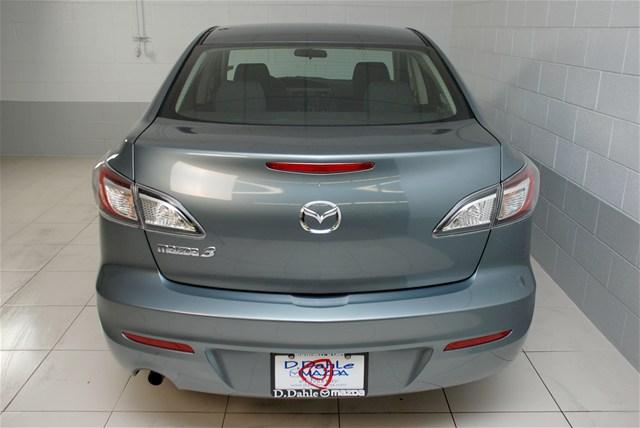 Mazda 3 2012 photo 5