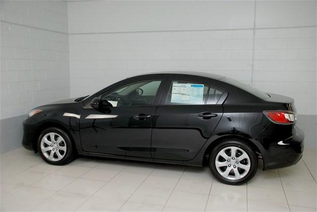 Mazda 3 2012 photo 3