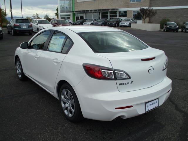 Mazda 3 2012 photo 4
