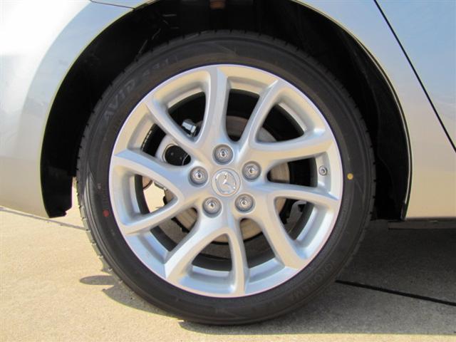 Mazda 3 2012 photo 2