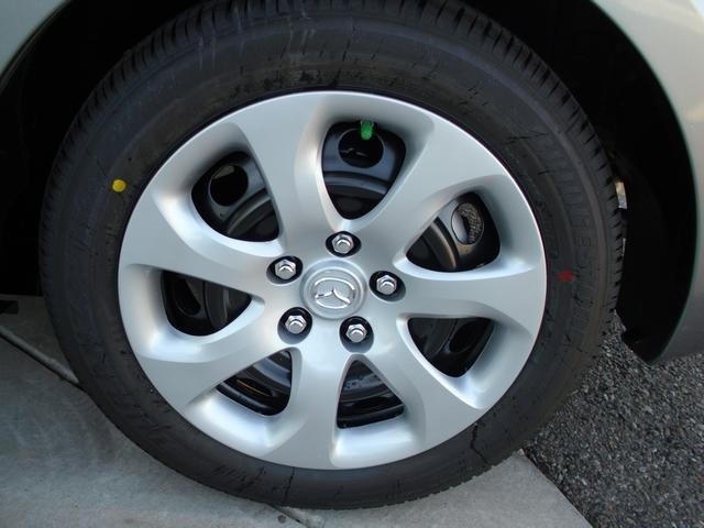 Mazda 3 2012 photo 3