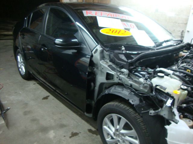 Mazda 3 2012 photo 3