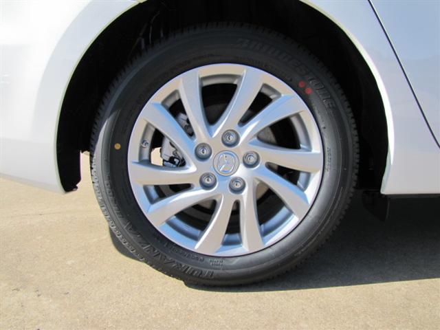 Mazda 3 2012 photo 2