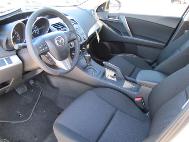 Mazda 3 2012 photo 5