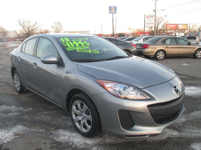 Mazda 3 2013 photo 2