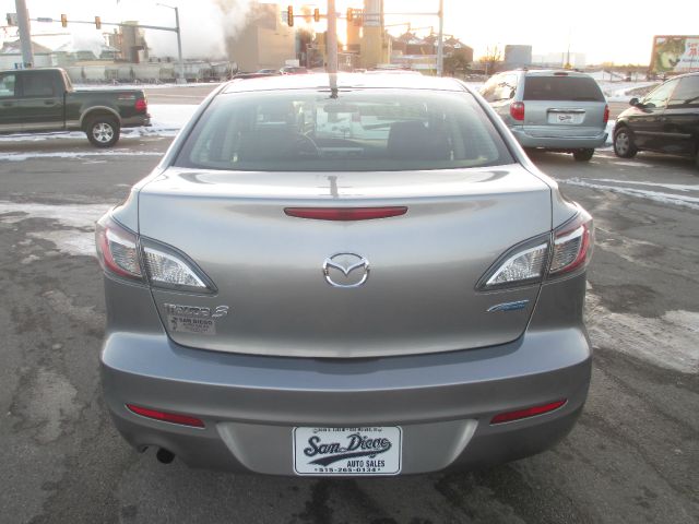 Mazda 3 2013 photo 4