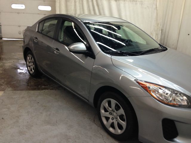 Mazda 3 2013 photo 4