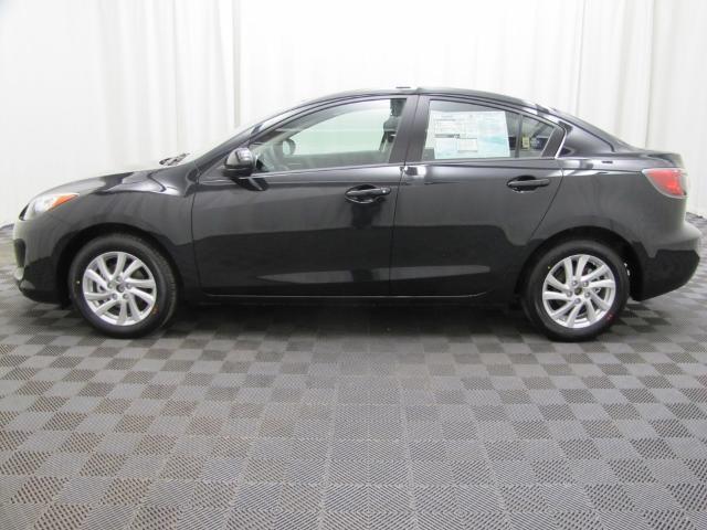 Mazda 3 2013 photo 2