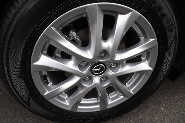 Mazda 3 2014 photo 4