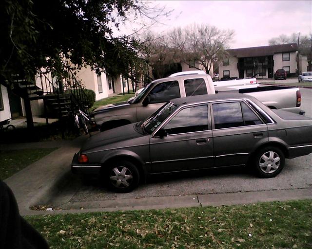 Mazda 323 1989 photo 1