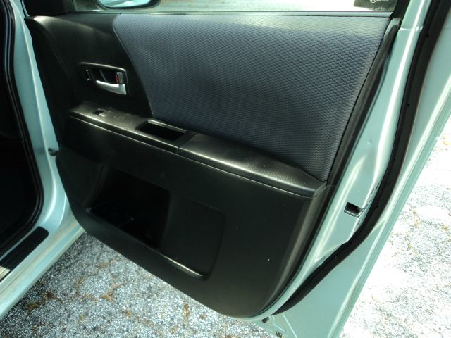 Mazda 5 2006 photo 33