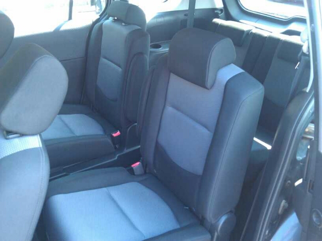 Mazda 5 2006 photo 3
