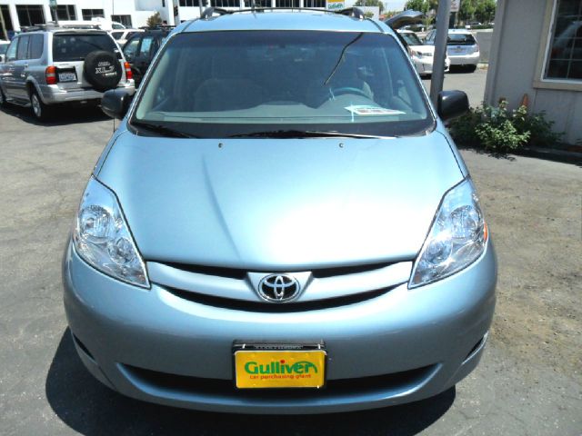 Mazda 5 2007 photo 2