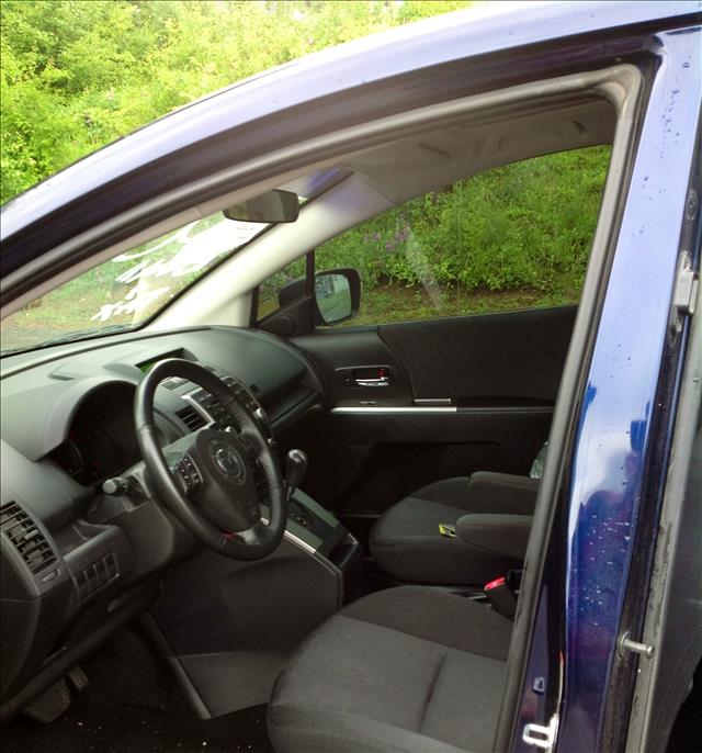 Mazda 5 2008 photo 6