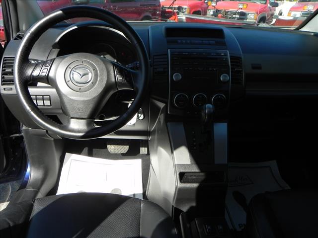 Mazda 5 2008 photo 10
