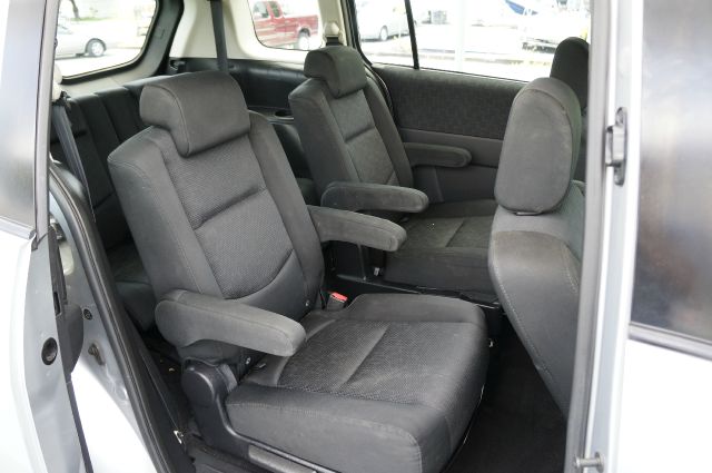 Mazda 5 2008 photo 30