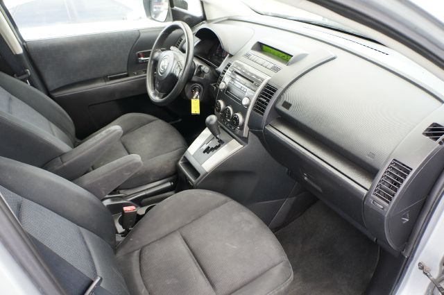Mazda 5 2008 photo 31