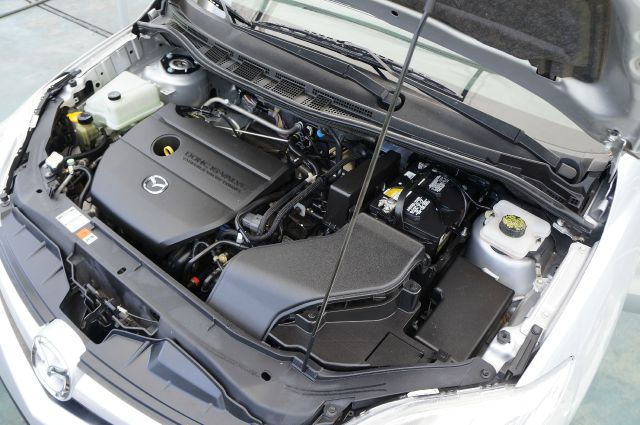 Mazda 5 2008 photo 7