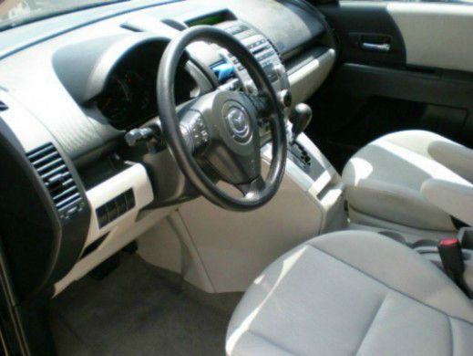 Mazda 5 2009 photo 1