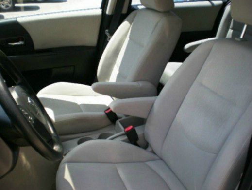 Mazda 5 2009 photo 2