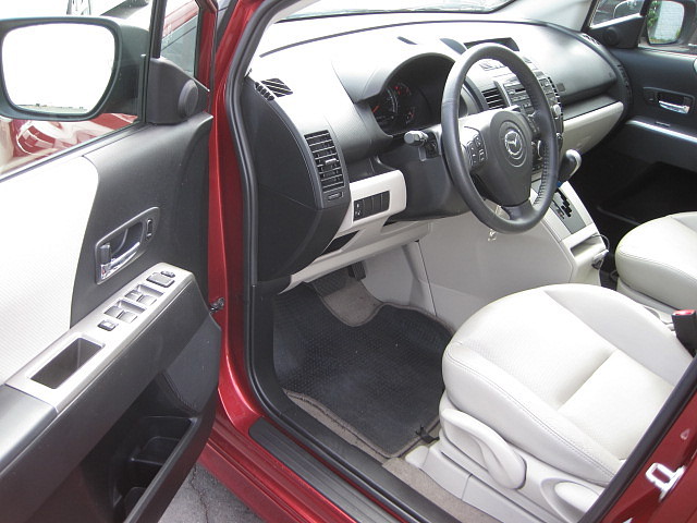 Mazda 5 2009 photo 4