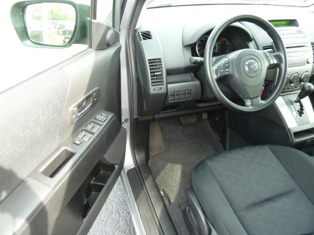Mazda 5 2010 photo 2