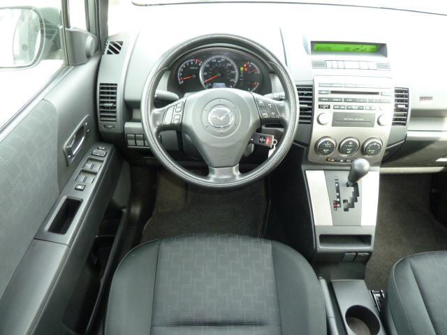 Mazda 5 2010 photo 4