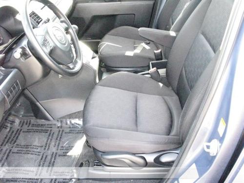Mazda 5 2010 photo 2