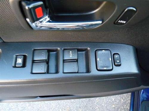 Mazda 5 2010 photo 5