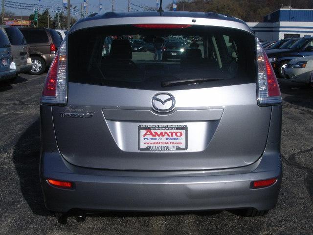 Mazda 5 2010 photo 4