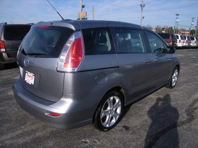 Mazda 5 2010 photo 5
