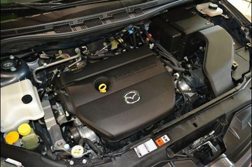 Mazda 5 2010 photo 1