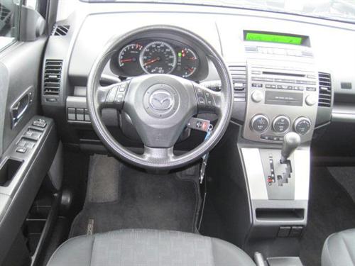 Mazda 5 2010 photo 2