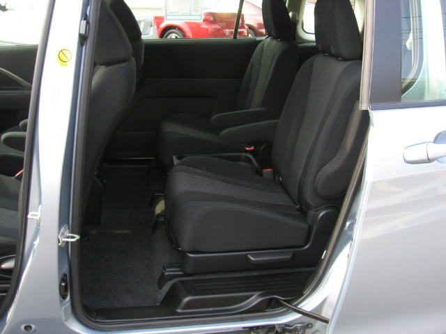 Mazda 5 2012 photo 24