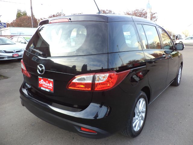 Mazda 5 2013 photo 2