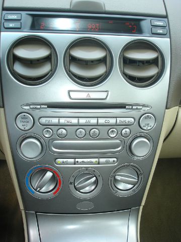 Mazda 6 2004 photo 2