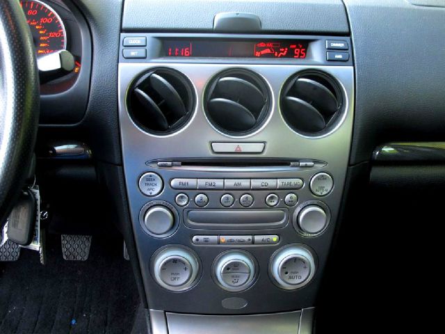 Mazda 6 2004 photo 18