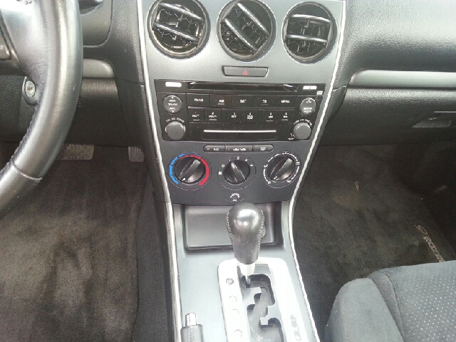 Mazda 6 2006 photo 3