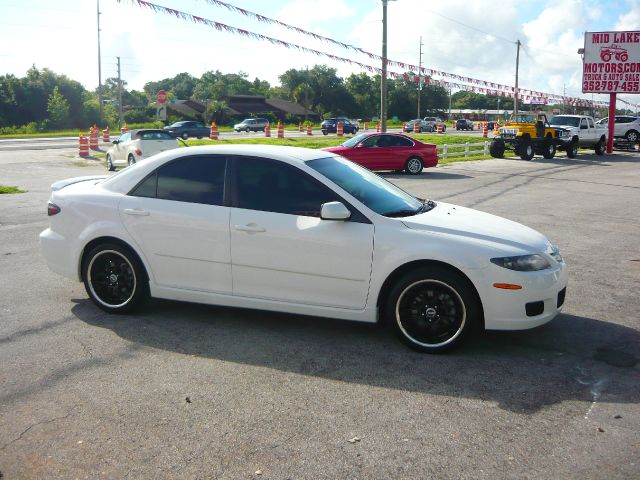 Mazda 6 4dr Sdn 2.4L FWD Sedan