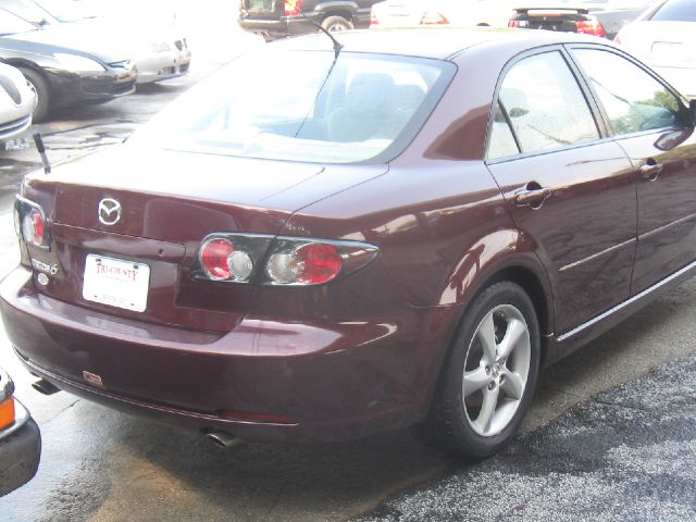Mazda 6 4dr Sdn 2.4L FWD Sedan